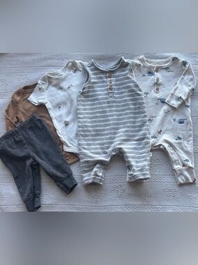 Neutral Farm Baby Bundle 0–3M | Cozy Earth Tones + Organic Pieces